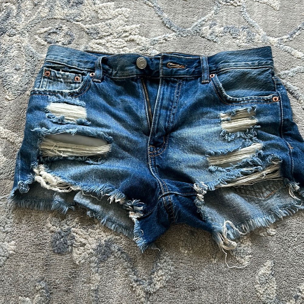 Aeropostale vintage high rise shorty with rips